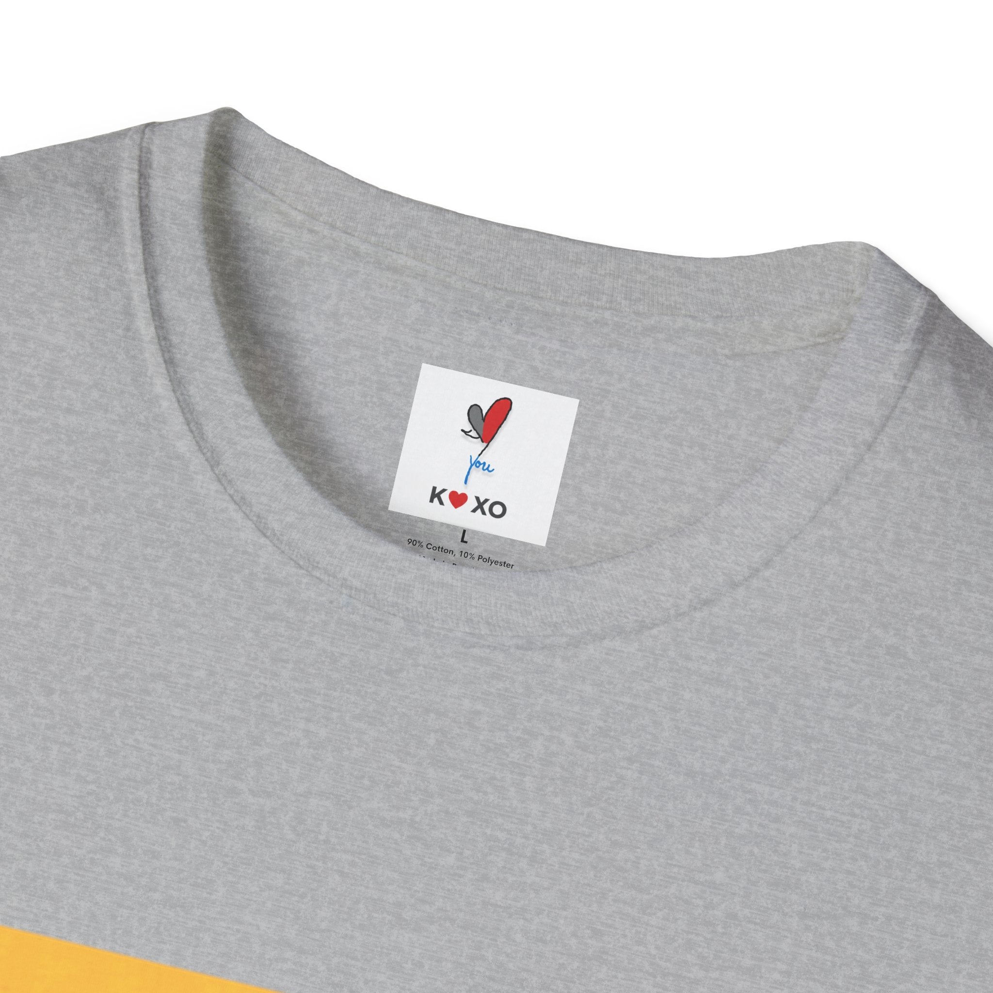 Kiss & Hugs Heart Graphic T-Shirt — K O XO Colorblock Design